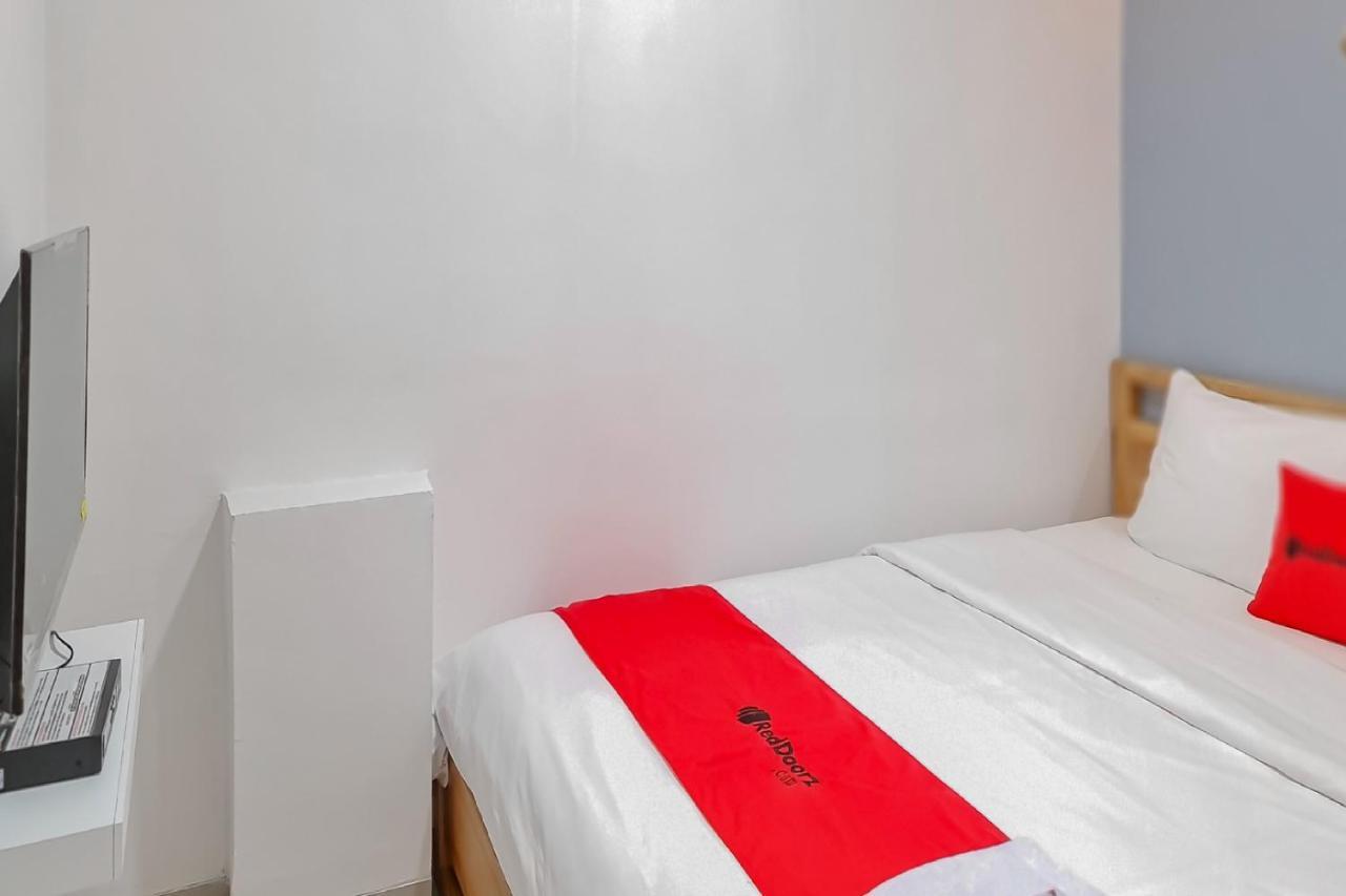 Reddoorz Plus @ Batutulis Bogor Eksteriør bilde