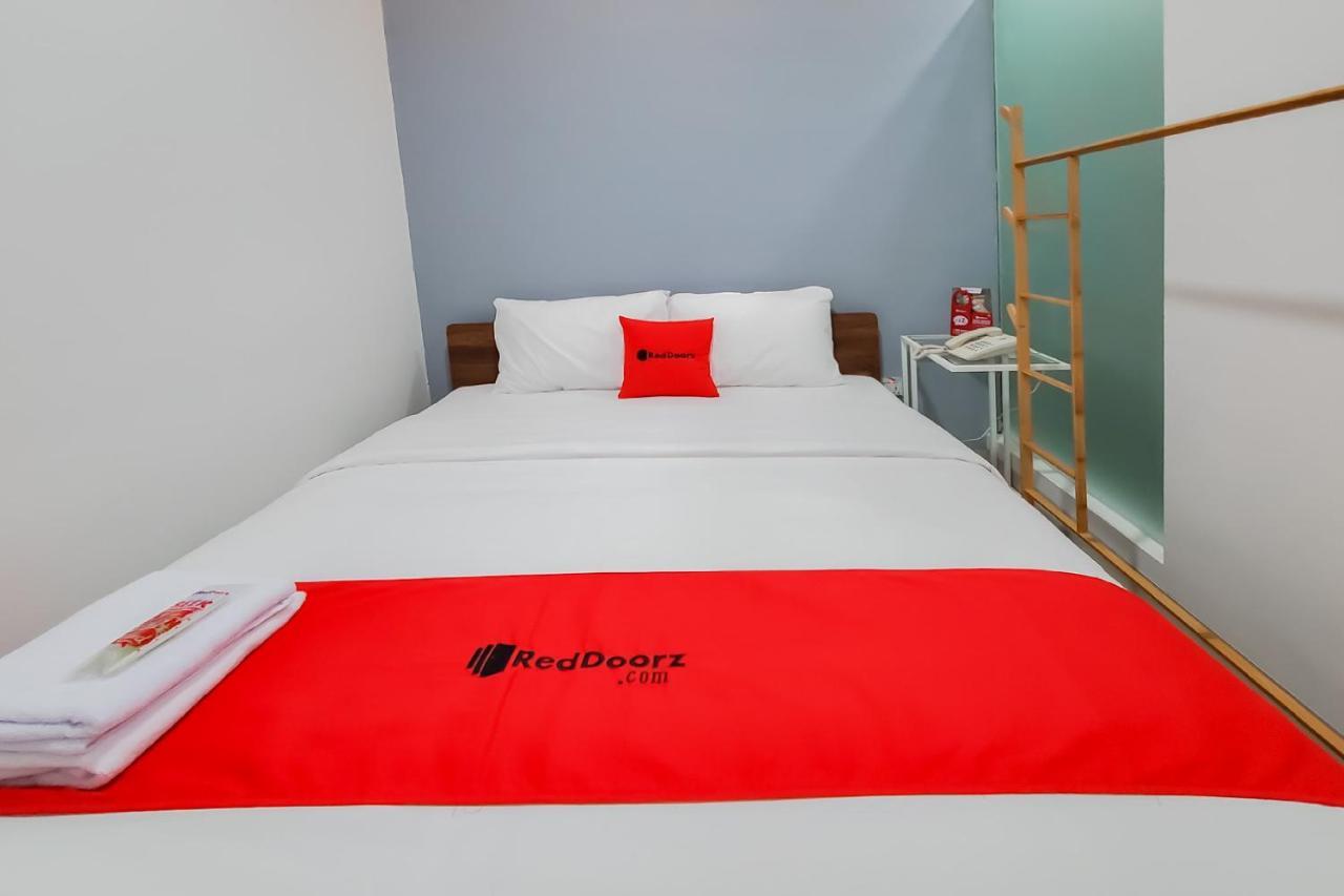 Reddoorz Plus @ Batutulis Bogor Eksteriør bilde