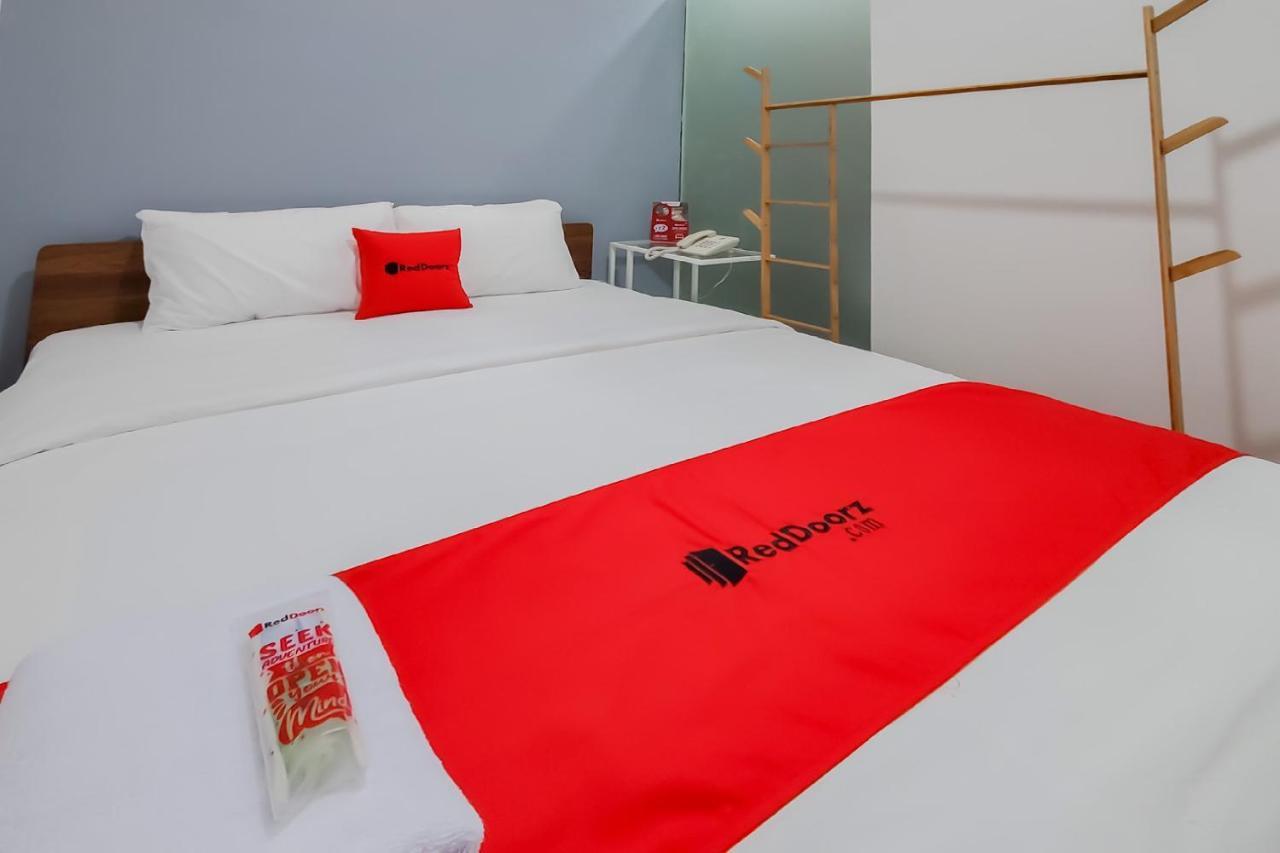 Reddoorz Plus @ Batutulis Bogor Eksteriør bilde