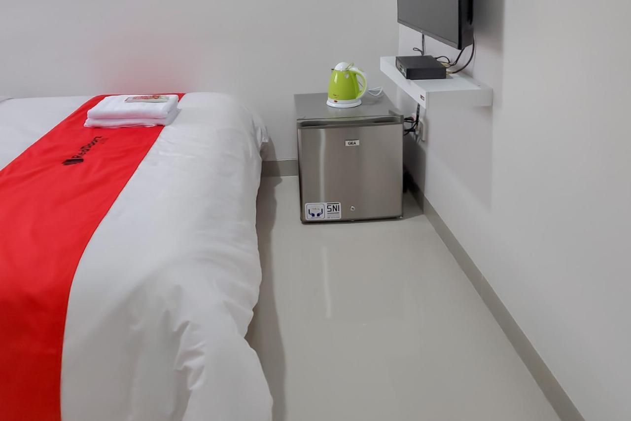 Reddoorz Plus @ Batutulis Bogor Eksteriør bilde